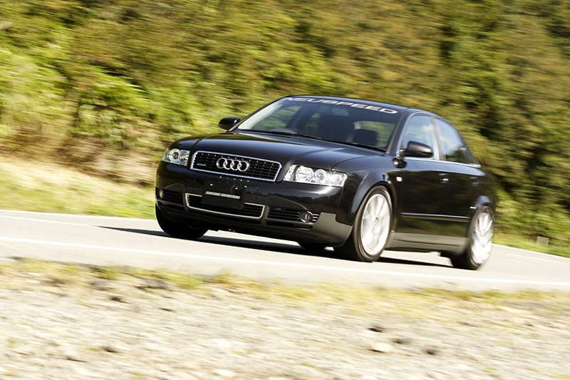 AUDI A4 1.8T Quattro Sedan 210PS
